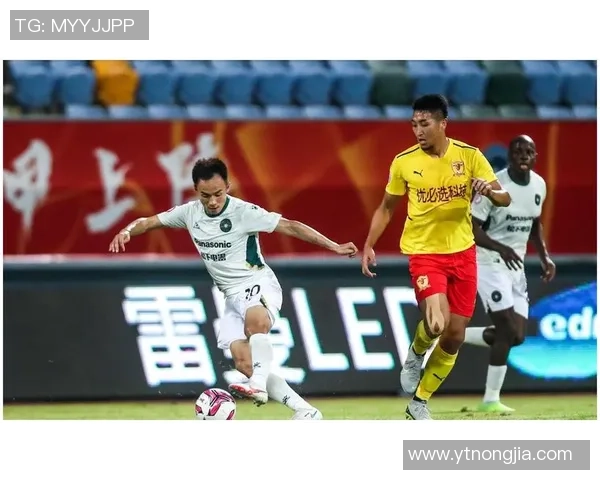 武汉足球队在邀请赛积分榜中以56分稳居第一名展现强劲实力